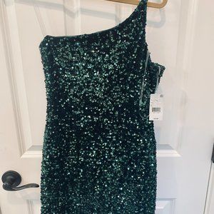 NWT One shoulder deep green sequined mini bodycon dress size M